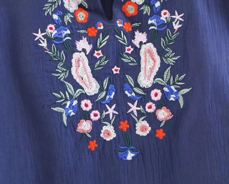 LUNDUNSHIJIA модные короткие футболки для летние топы женские хлопковые цветы вышивка короткий рукав v-образным вырезом Женская футболка