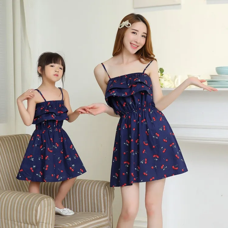 Семейные комплекты одежды мама и дочка одежда летнее платье платье полоска одинаковая одежда для мамы и дочки мамы и ребенка
