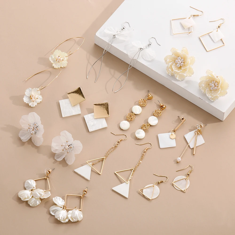 

Women's Jewelry Shell Petals Geometric Transparent Flower Acetate Asymmetric Long Earrings Simple Branch Statement Earrings