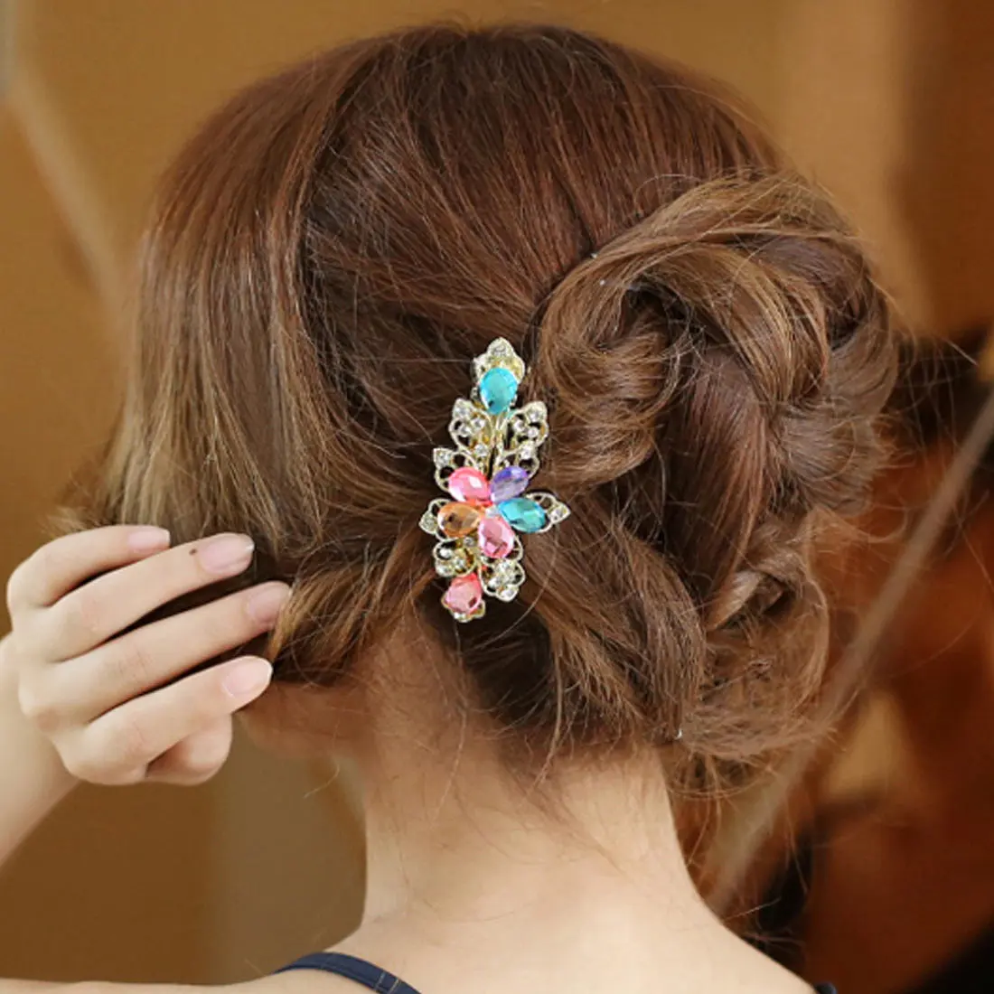 

Various Styles Retro Hair Accessories Barrettes For Women Crystal Butterfly Resin Flower Hair Clip retro style Head wear