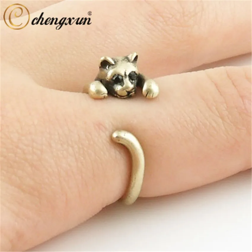 Серебряное кольцо сова. Серебряное кольцо кошка кусь. Кольцо ленивец. Кольцо в виде жирафа. Кольца с животными.