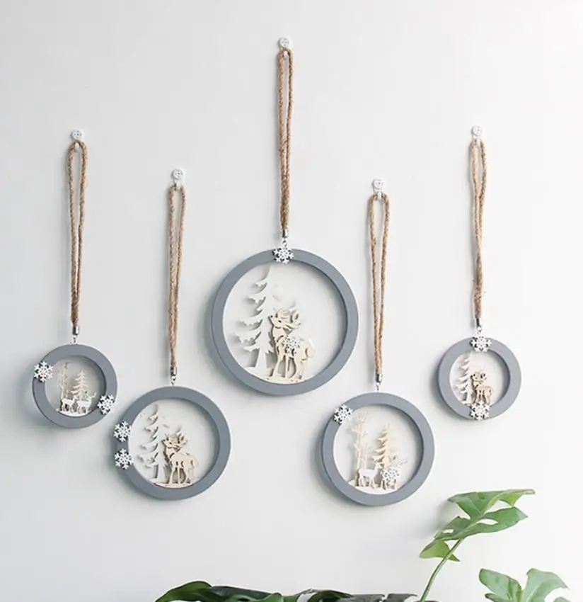 

3pcs Christmas Decorative Wood Hanging Ornaments With Ribbon Hollow Elk Wooden Pendants Xmas Tree Decoration Party Gift Supply