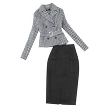 Новинка, Зимняя женская клетчатая черно-белая куртка большого размера+ черная короткая юбка, плотный комплект