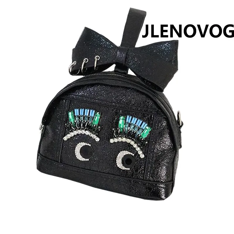 

Single shoulder diagonal hand soft handle outdoor spring new wave female personality Korean version of the diamond bow package