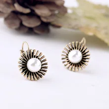 Индийские ювелирные изделия, серьги-гвоздики,, новые жемчужные ювелирные изделия, модные шикарные античные позолоченные серьги в стиле панк