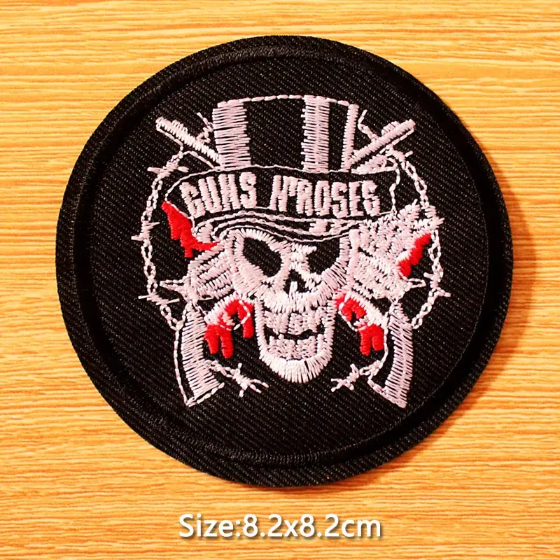 DIY Punk Skull Patch Embroidered Patches For Clothing Iron On Patches On Clothes Rock Hippie Patch Biker Badges Black Applique - Цвет: TI-PE2646CT