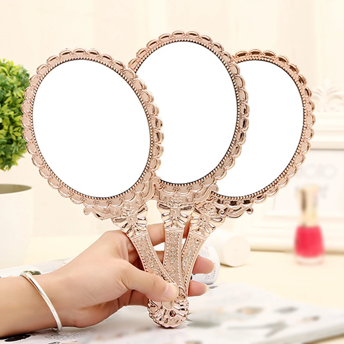 High Quality Cute Silver Vintage Mirror Oval Round Makeup Hand Hold