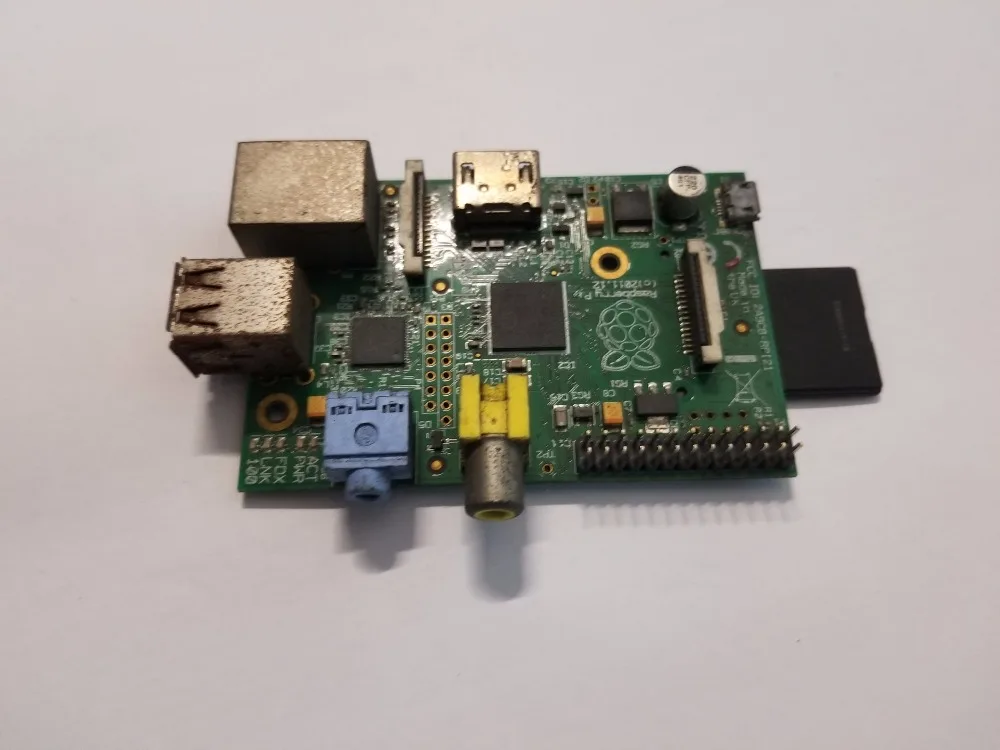 Б/у Raspberry Pi Модель B 512MB ram, 700 Mhz, 8G sd-карта Модель B Raspberry Pi, Rev 2,0 512MB ram