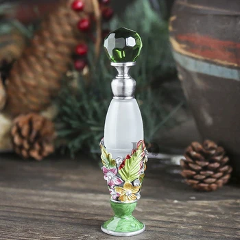 

H&D 6ml Decorative Retro Glass Perfume Bottle with Butterfly Flower Design Empty Refillable Container Collectible Wedding Favors