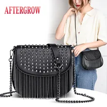 Fashion Summer Women Shoulder Bag Black Leather Punk Style Rivet Metal Tassel Chain Messenger Bags Female Handbag Sac de selle Fashion Summer Women Shoulder Bag Black Leather Punk Style Rivet Metal Tassel Chain Messenger Bags Female Handbag Sac de selle