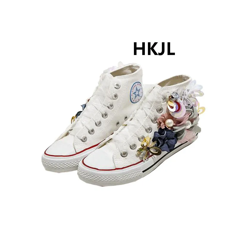 

HKJL2019 spring and summer new handmade flowers casual shoes low to help flat shoes canvas shoes large size