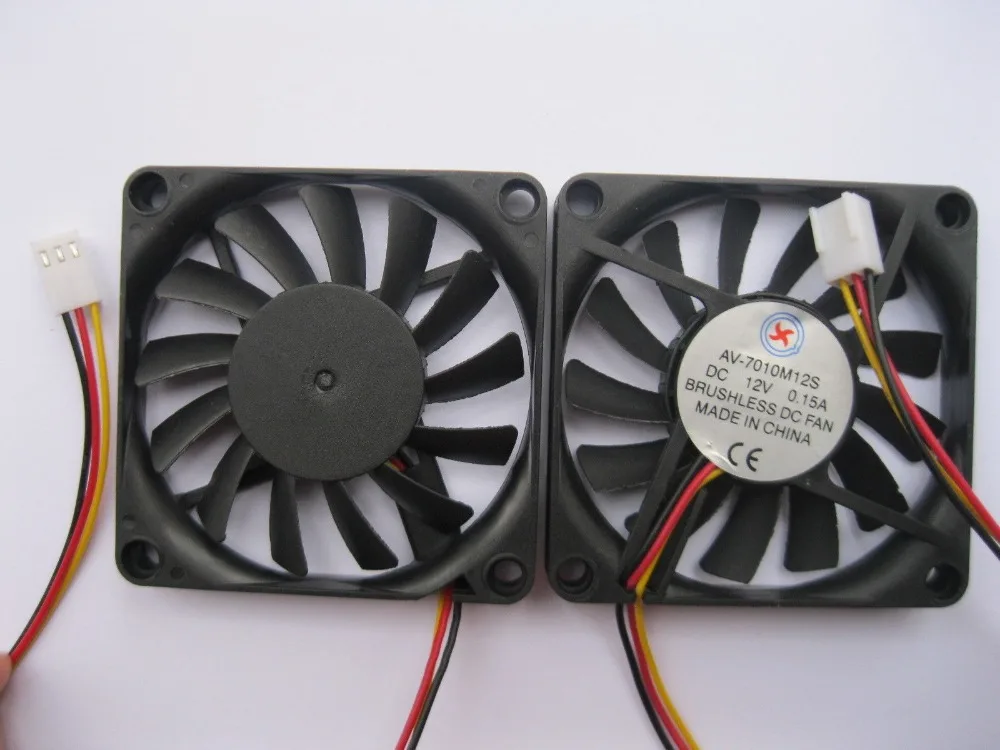 

2 pcs Brushless DC Cooling Fan 13 Blade 12V 7010s 70x70x10mm 3 Wires Black