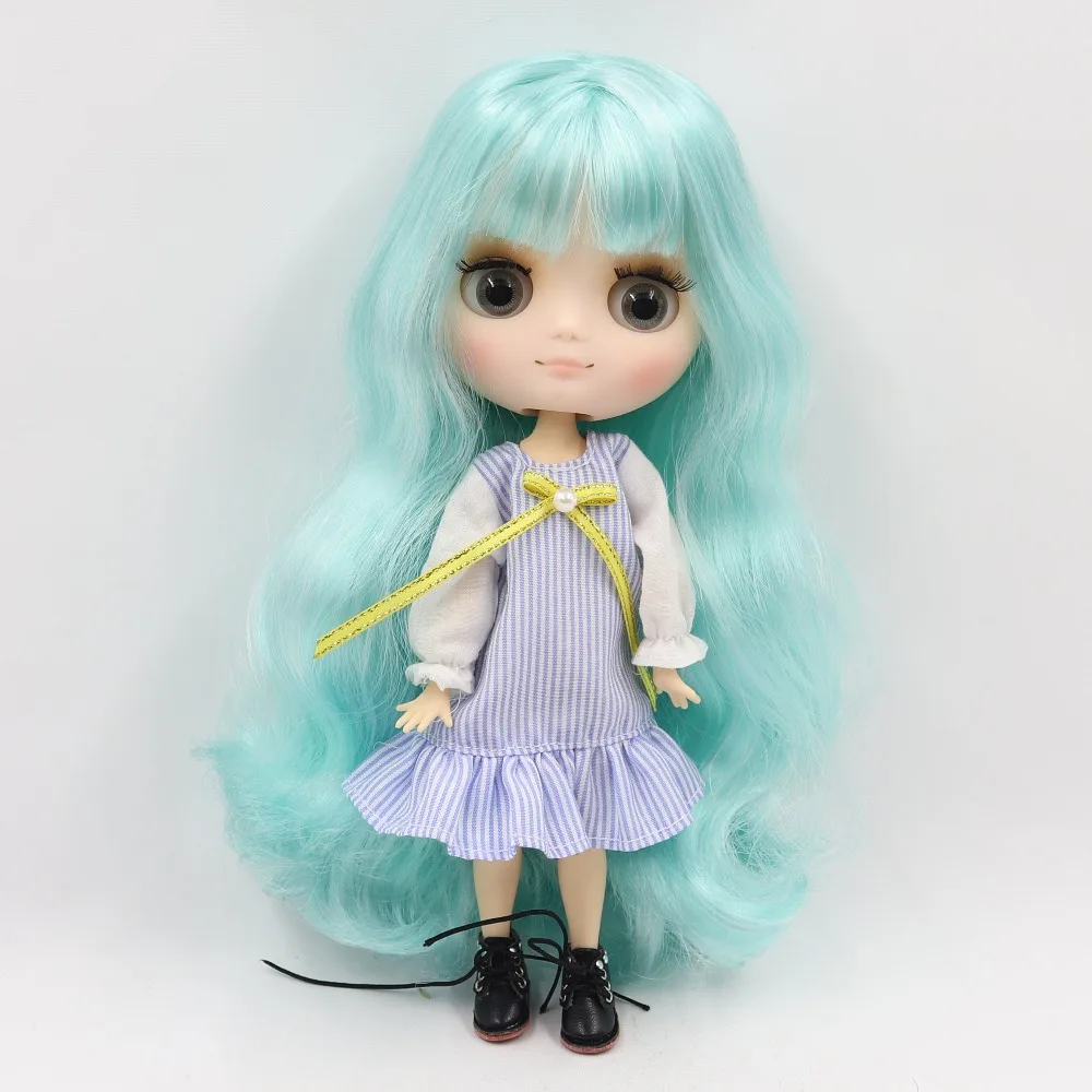 Middie Blythe Doll with Aqua Hair, Tilting-Head & Custom Jointed Body 1