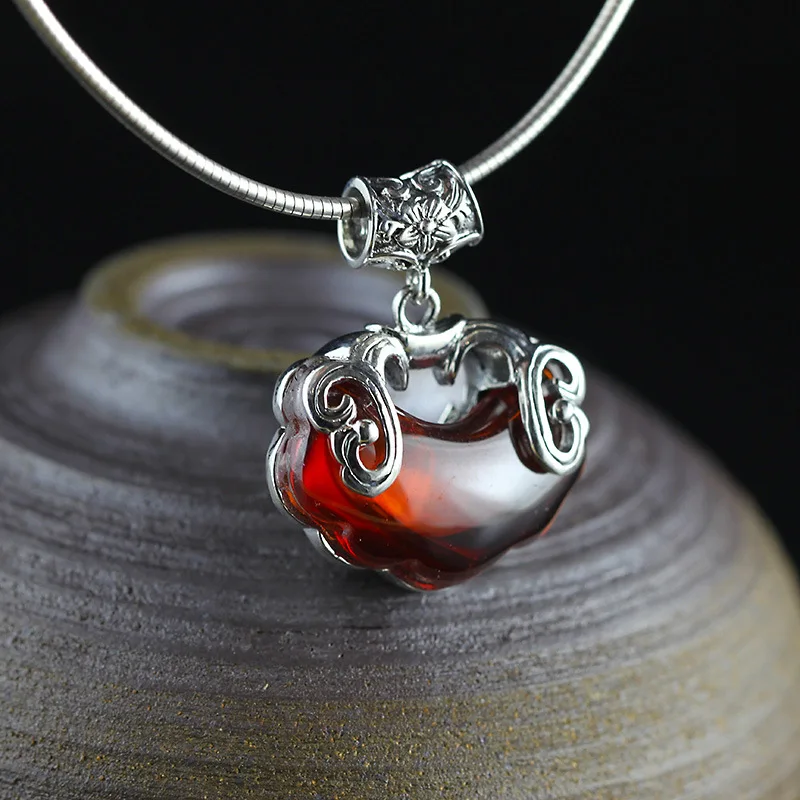 

Thai Silver Garnet 925 sterling silver jewelry inlaid cloisonne pendant female models shipping