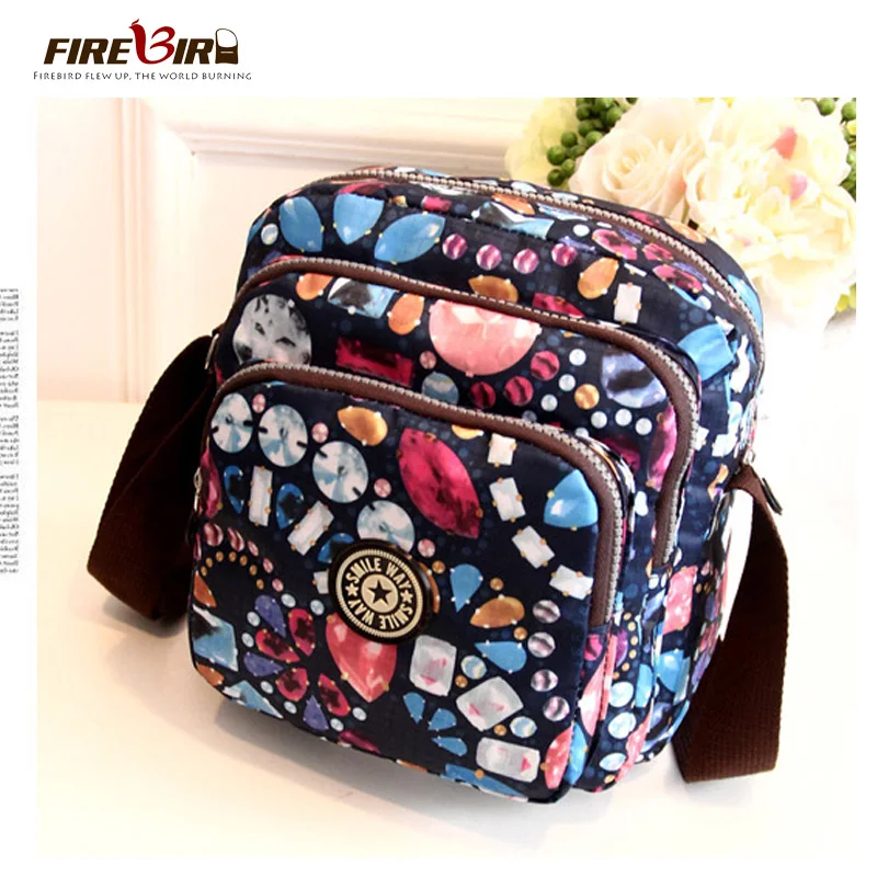 Aliexpress حار بيع أزياء النساء حقيبة ساع للماء النايلون crossbody حقائب للنساء متعدد الطبقات سستة حقيبة يد صغيرة Z291 Aliexpress حار بيع أزياء النساء حقيبة ساع للماء النايلون crossbody حقائب للنساء متعدد الطبقات سستة حقيبة يد صغيرة Z291