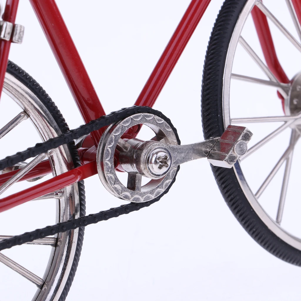 1:10 Scale Alloy Racing Bicycle Dollhouse Miniatures DIY Model Furniture Garden Decoration Accessories Red