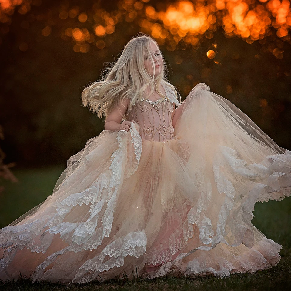 US $149.00 Dresses ForWedding AndPageantBeading Elegant And Party Princess Lace Sleeveless Ball Gown First Communion Dresses For Girls 2016