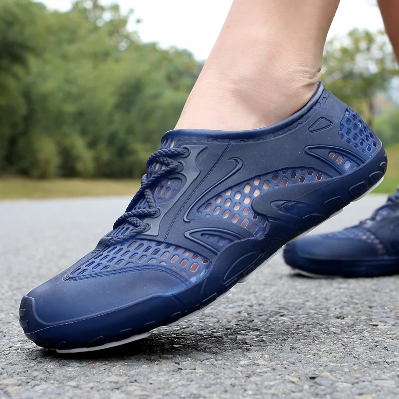 

Size 40-45 Men Summer Sandals Breathable jelly Sandal Beach Mens Shoes Water Slippers Slides Cheap light soft Comfortable Shoes