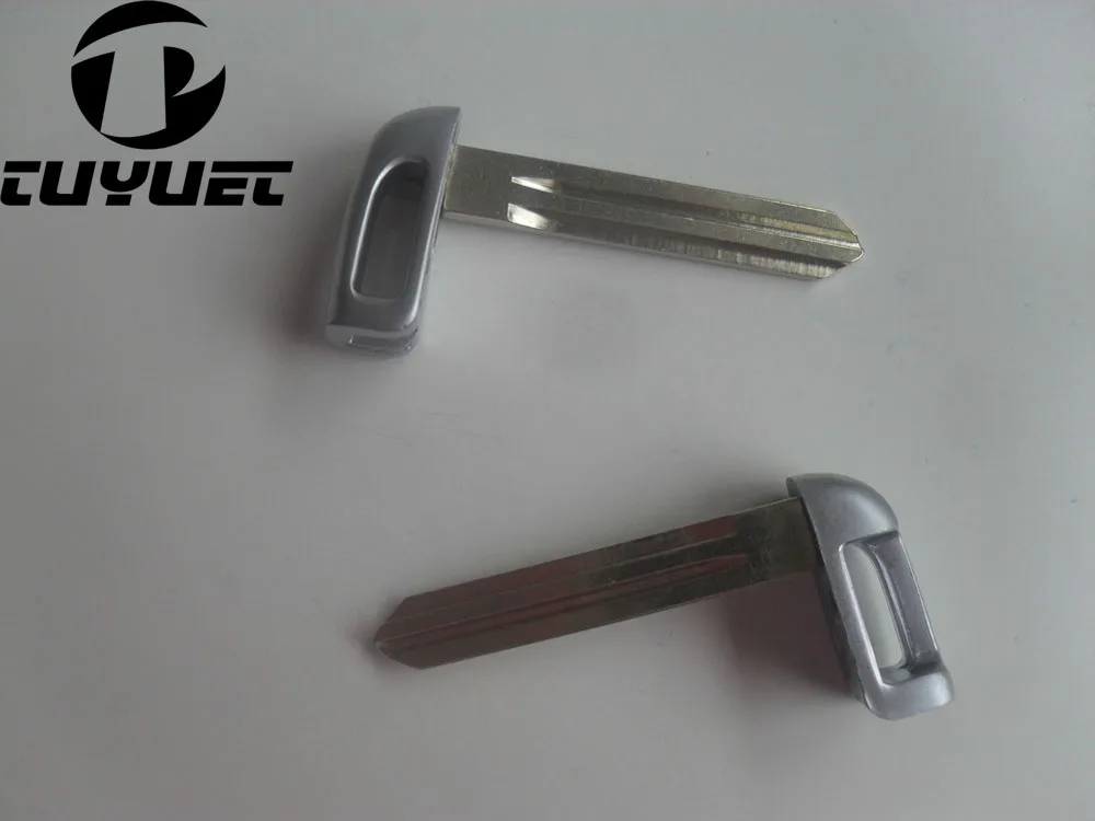 Hyundai Smart key blade (Right) (5)-1