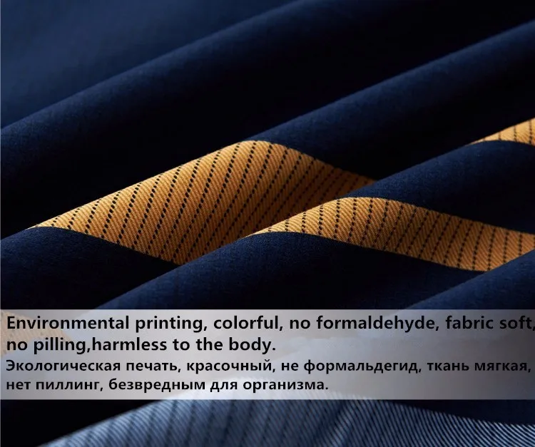 3674035648_1899855355