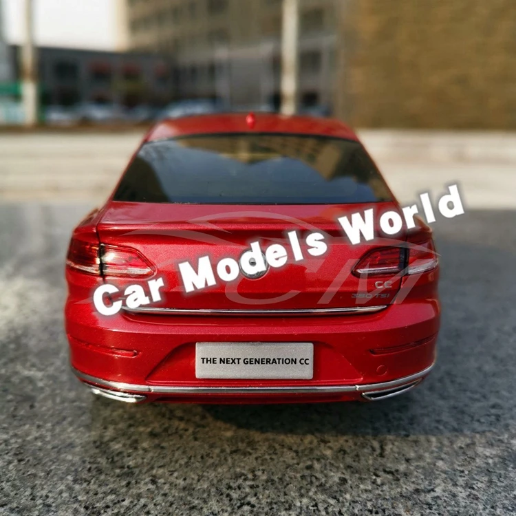 Литая под давлением модель автомобиля для Arteon следующего поколения CC 1:18(красный)+ маленький подарок