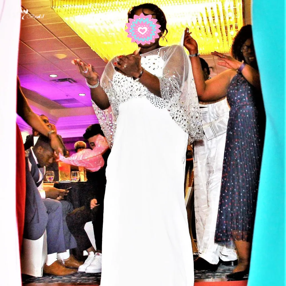 LZP415 Real Pictures Silvery Crystal White Tulle Boat Neckline Wedding Cape Ladies Heavy Beaded Bridal Jacket