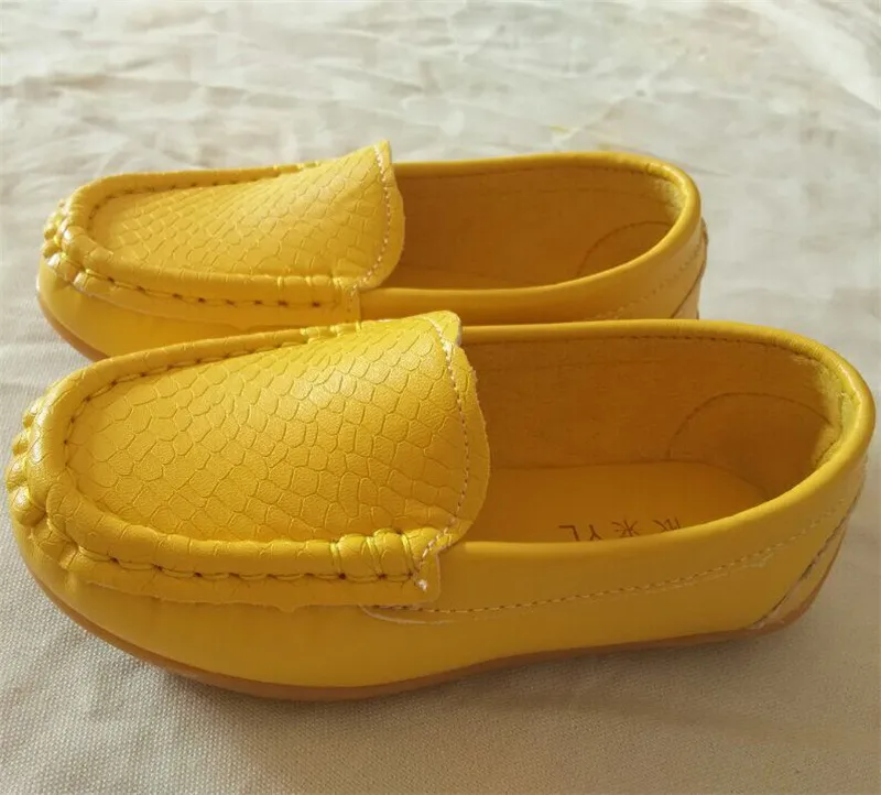 chaussure jaune fille