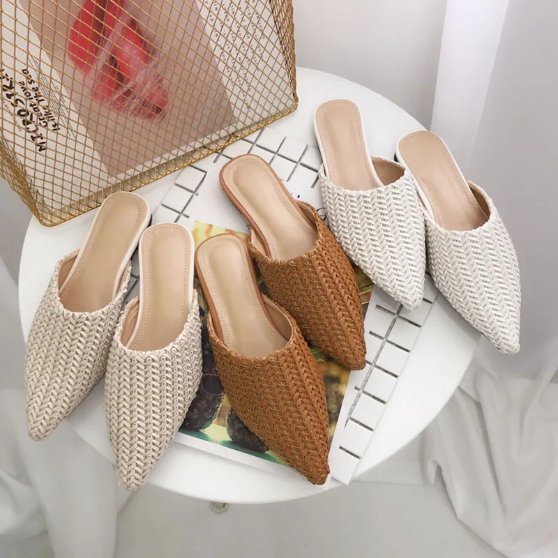 

2019 new Korean version Net red women's shoes Woven twist flat Soft bottom Comfortable muller shoes Baotou half slippers