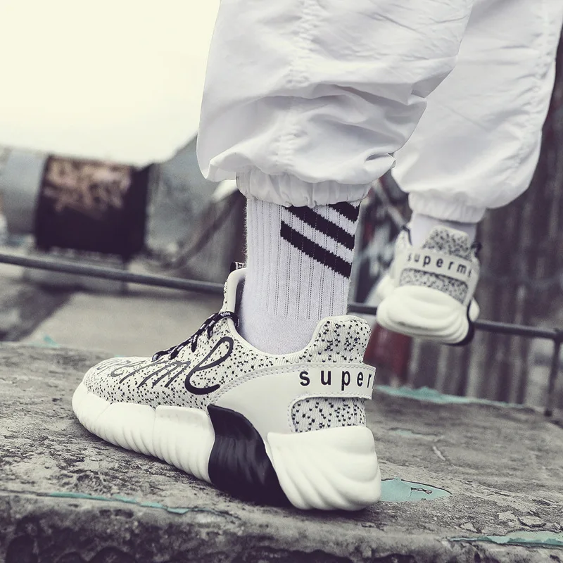 

Fashion Sports Shoes Fashion Flying Weaving Single Shoes for Male Students in Running Street