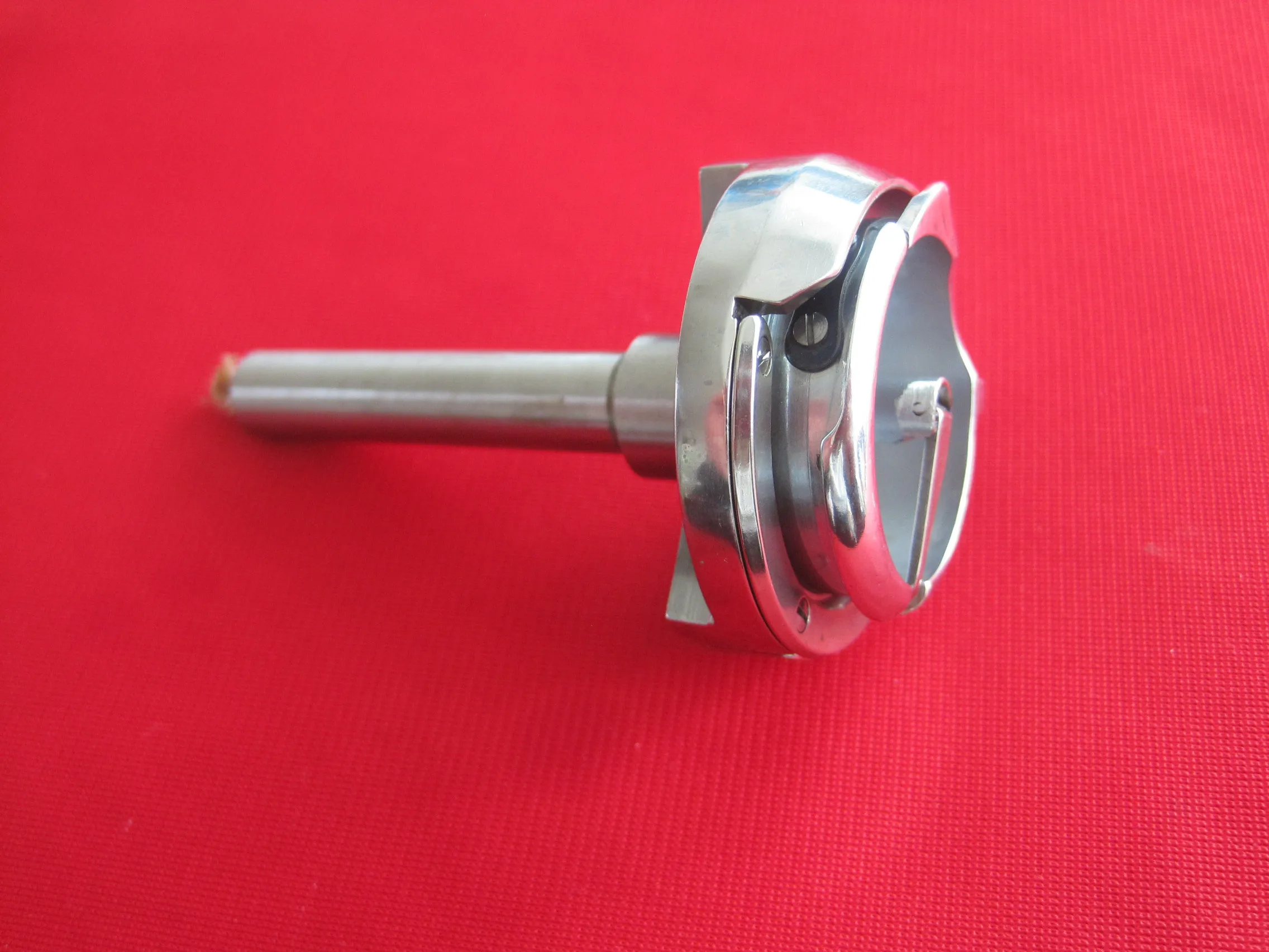 

Industrial sewing machine accessories LT2 B872 double needle machine with large rotary hook HG12M (BR) big hook