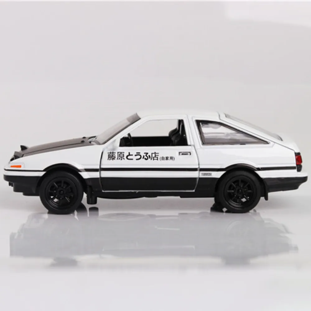 Tanie 1 28 AE86 modele samochodów początkowa D Corolla czarno biały AE86 stop japonia Model samochodu Trueno Metal Diecast wycofać Supercar dla chłopców