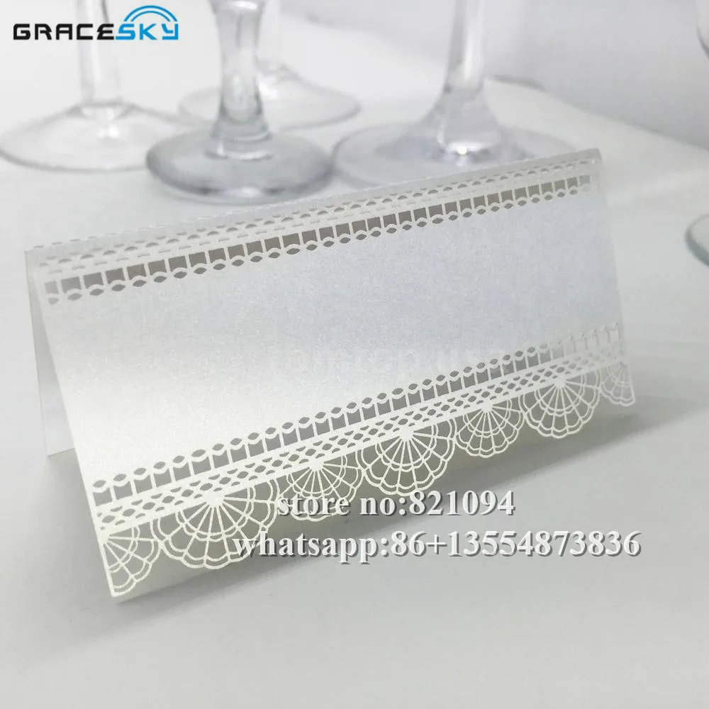 

50Pcs free shipping laser cut Pape Lace design hollow out Wedding Invitation Seat Name table Cards for party home Decoration