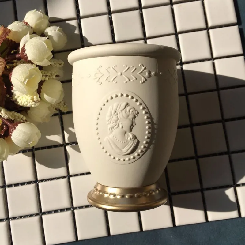 SALE 1pc fashion Cosmetic Cup Case Makeup Brush Pen Holder Empty