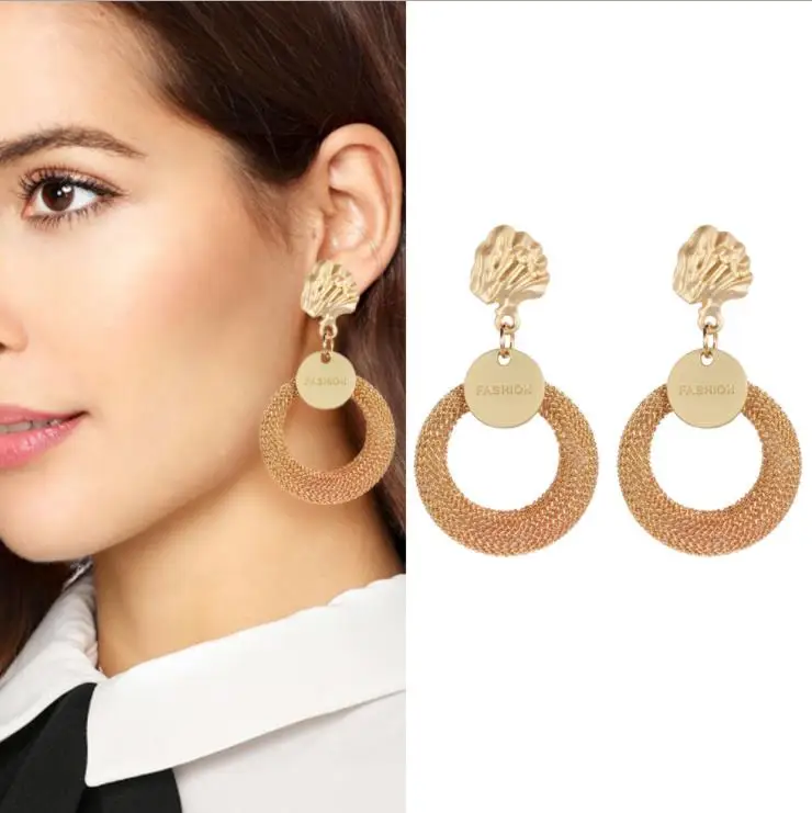 

Fashion Personality Geometry Fashion Pearl-like Earrings 2019 Unique Female Temperament Creative Earrings Everyday Wear