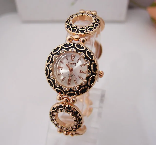 

Wholesale Fashion Rose Gold Tone Watch Women Ladies Dress Quartz Wrist Watch Relogios Feminino TW017