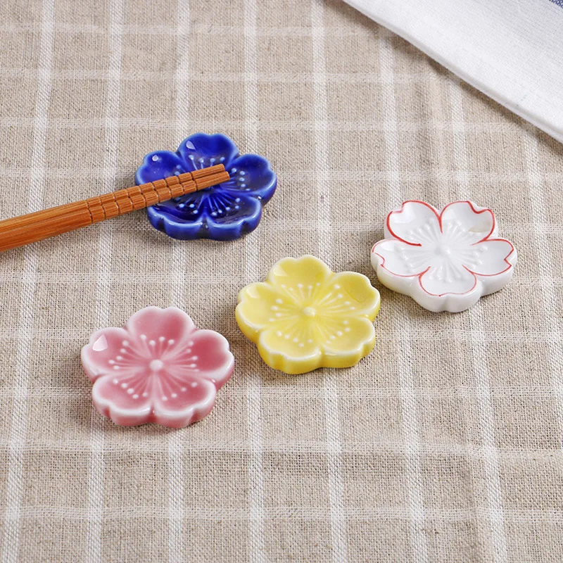 4pcs-5pcs/set ceramic chopstick holder Flower petals design Fork Spoon stand rest Chopstick Rack Tableware Kitchen utensils