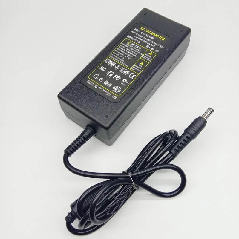 12V 8A