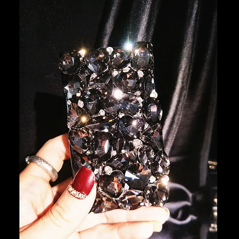 

20 Cigarette Female Heart Shaped Diamond Cigarette Case Flip Cigarette Box Slim Portable Sealed Waterproof Creative Gift