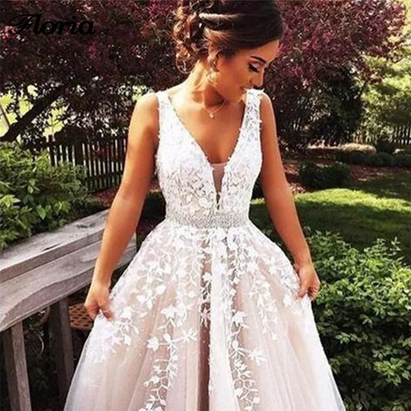 V-Neck-Wedding-Dresses-Light-Champagne-Floor-Length-Applique-Open-Back-Sleeveless-A-Line-Backless-Bridal (1)