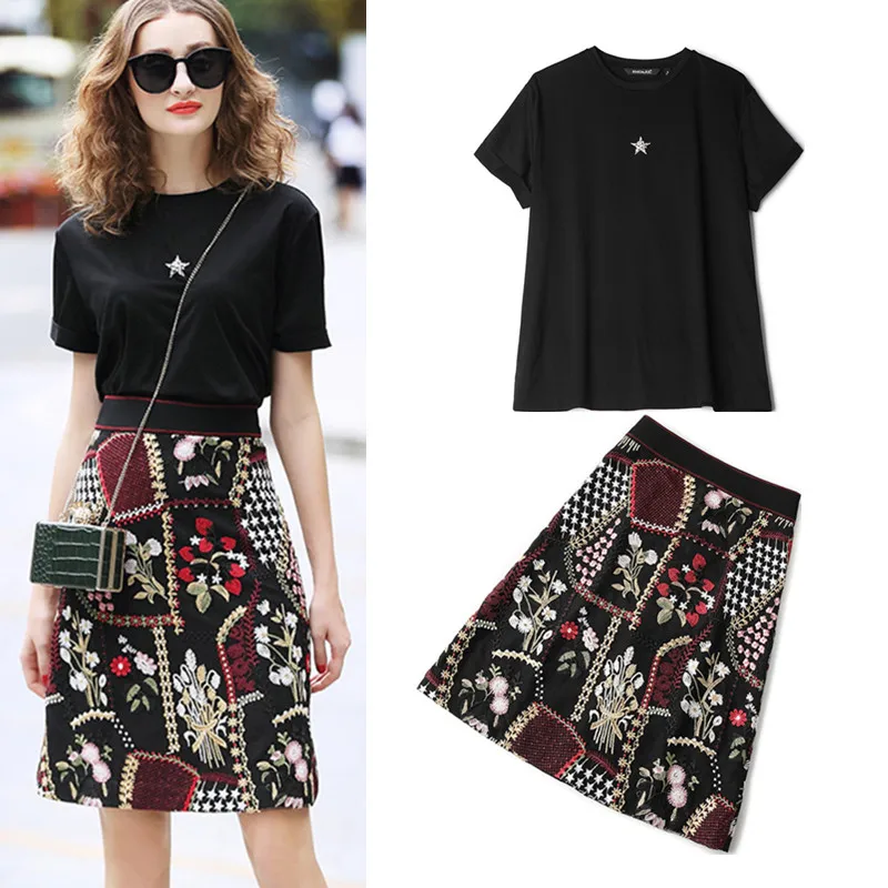 

Alta calidad nuevo Diamante de las mujeres rebordear Star Tees blusas de las señoras y negro de lujo falda floral bordada conjunto de traje de NS996