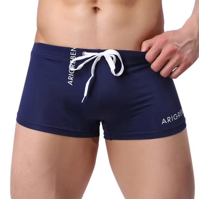 Swim shorts: Our favourites Mix and match stylish swimsuits with the latest tees and board shorts for a boardwalk-ready look. Plus, you can accessorize with ball caps, beach totes and much more. Swim Goggles come in a variety of styles. Ultra-sleek, low-profile goggles are great for competitive swimmers or those just looking for a clear view of the underwater world.