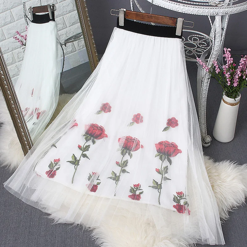 

YiLin Kay 2019 Summer Elastic waist flower Embroidered rosette skirt sexy Boho Elegant Black white Embroidered frock skirt.