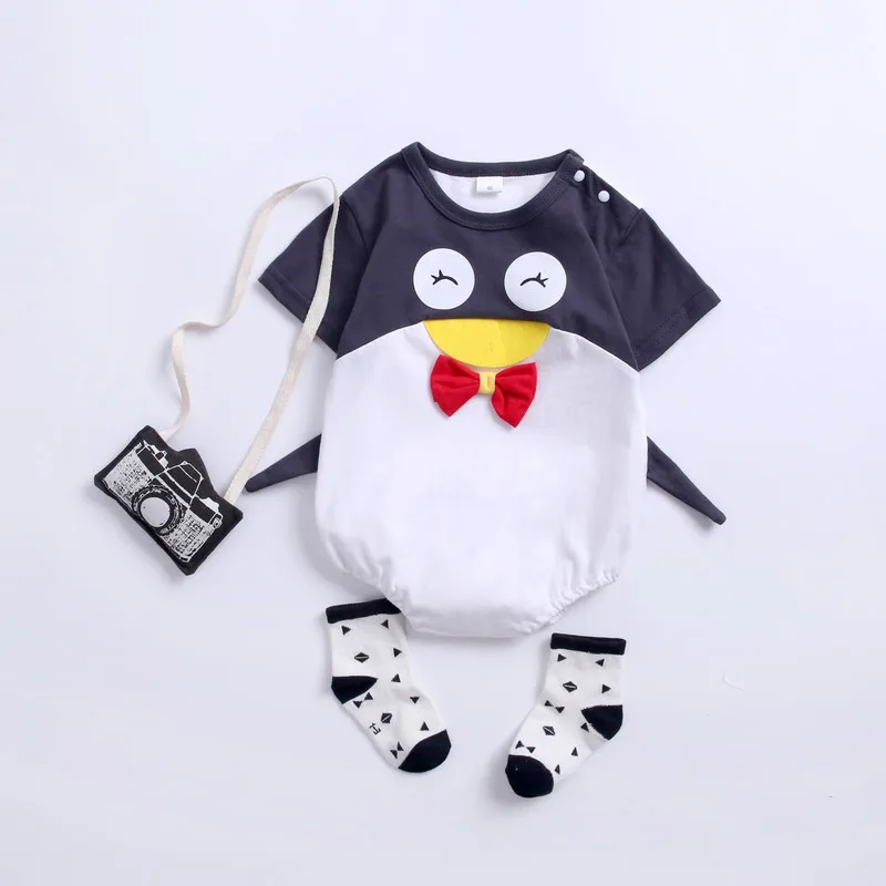 Коллекция года, одежда для мальчиков и девочек с изображением Кита, новорожденных, пингвинов, принтов с героями мультфильмов, летняя одежда, детская одежда