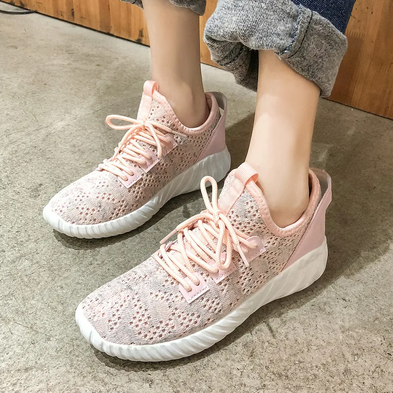 Женские кроссовки на платформе Yeezys дышащие из сетчатого материала мягкая