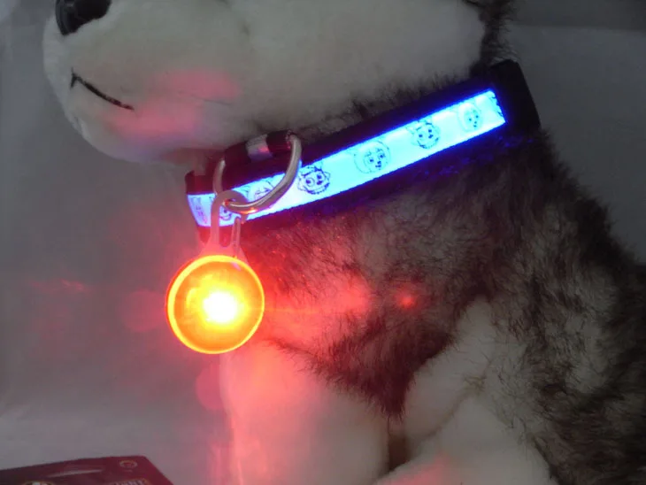 Подвеска для собак светодиодный ошейник для кошек и собак ночной безопасный светильник-вспышка s светодиодный светильник светящееся ожерелье для собак ID Tag аксессуары