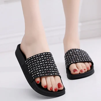 

Bling Crystal Slippers Women Slide Sandals Beach Flat Slides Summer Slip On Sandals Women Outdoor Shoes Ladies Flip Flops