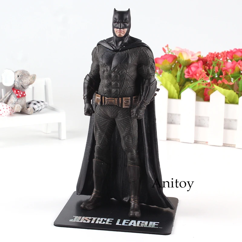 DC Justice League Toys Batman The Flash Superman Cyborg Wonder Woman ARTFX Statue PVC Action Figure Collection Model Toy
