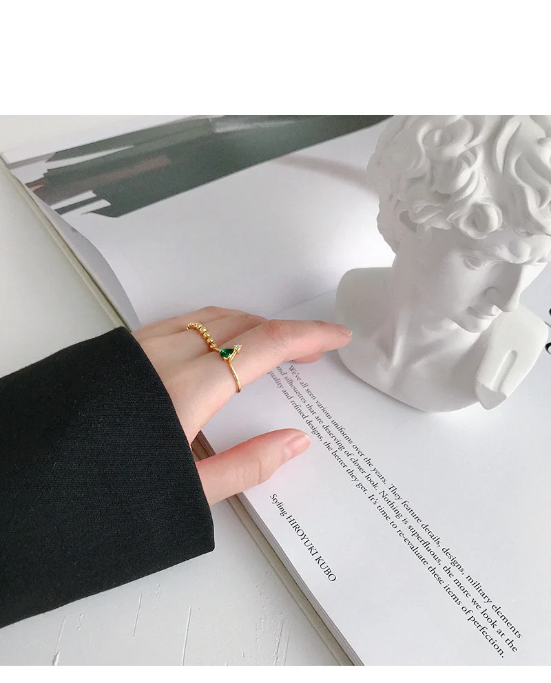 10695606858_514610680