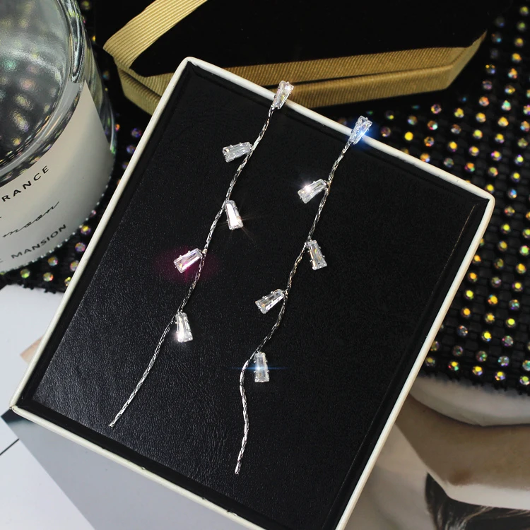 

New long tassel net red earrings for round face earrings slim temperament earrings