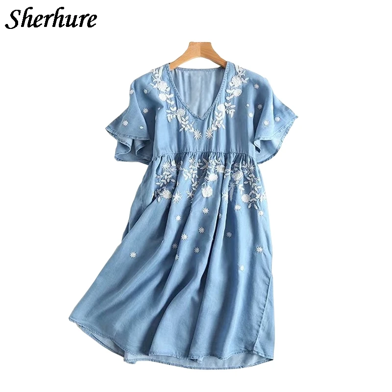 

2018 Spring Summer Women Dress Floral Embroidery Empire V-Neck Short Sleeve Casual A-Line Midi Dress Soft Denim Female Vestidos
